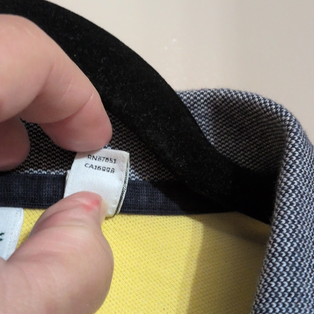 GUC Lacoste men's yellow polo with contrasting gray collar, size 7 (XXL) - Picture 4 of 8